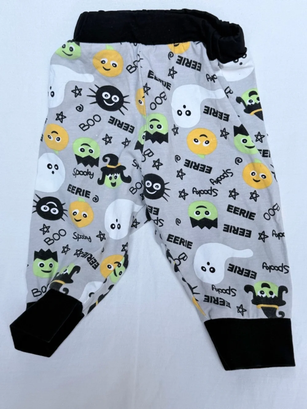 0-3 MTH Mama is My Boo Halloween Baby Outfit - Ghost Print